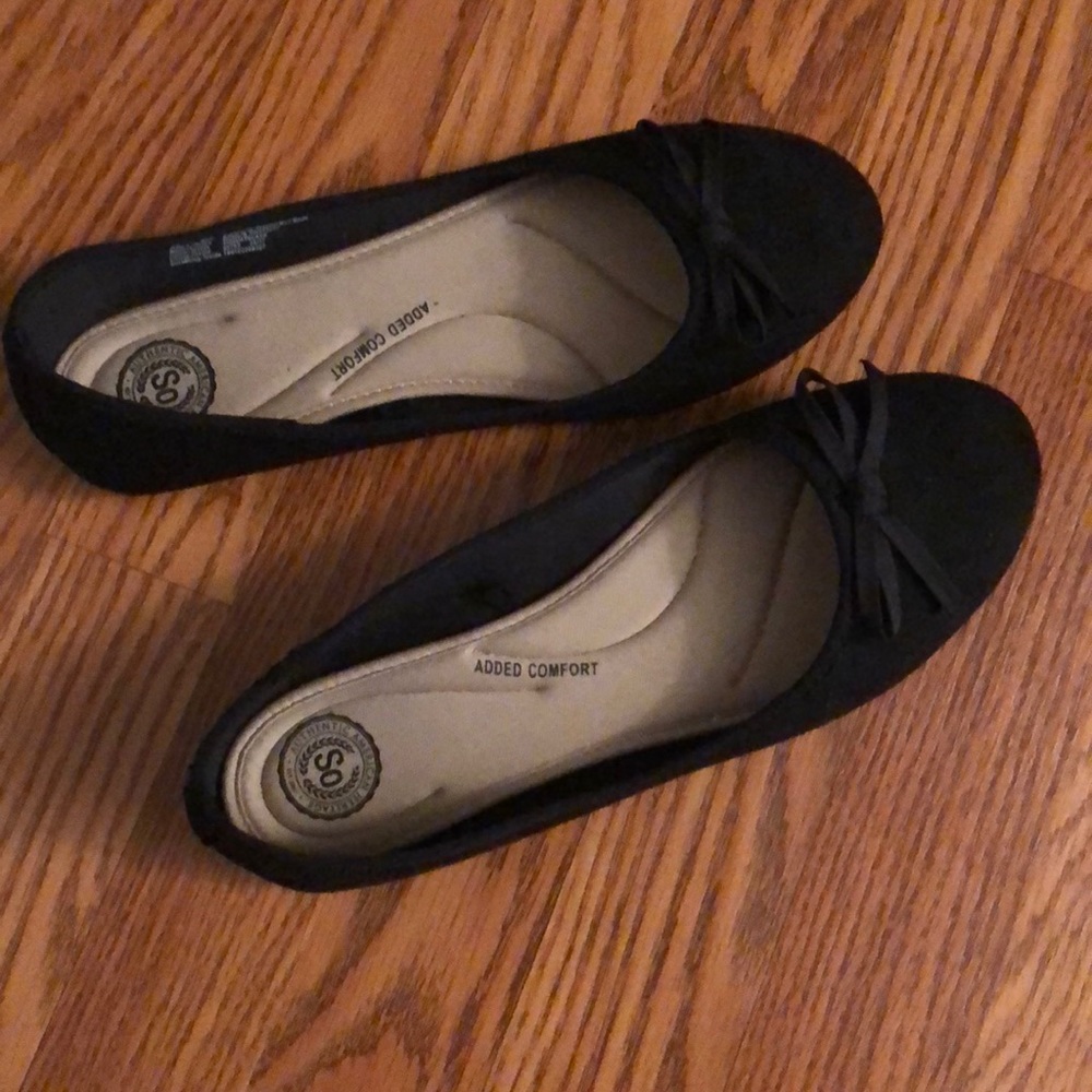 Ballet flats